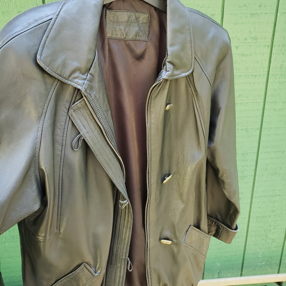 Jaqueline Ferrar leather  coat